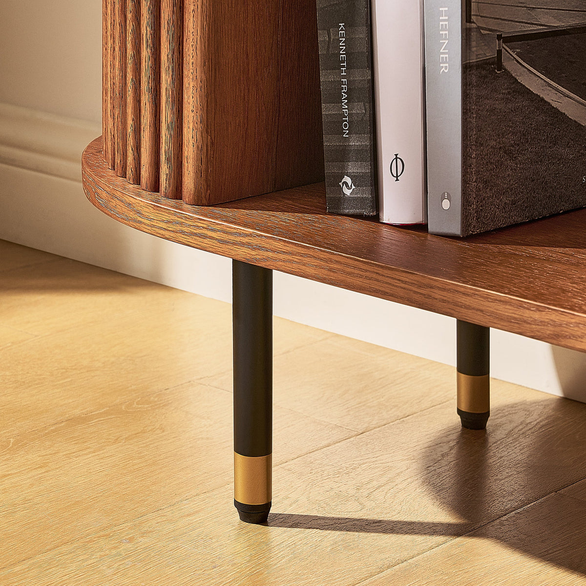 Rowan Oak Extendable Media Console 79"–114"