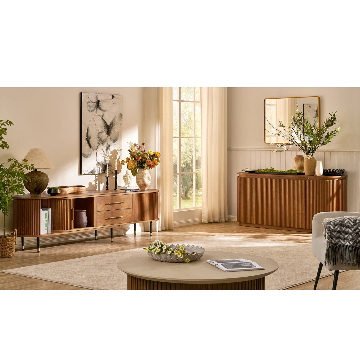 Rowan Oak Extendable Media Console 79"–114"
